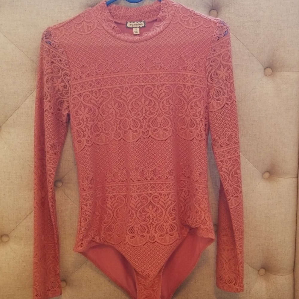 Long sleeve body suit